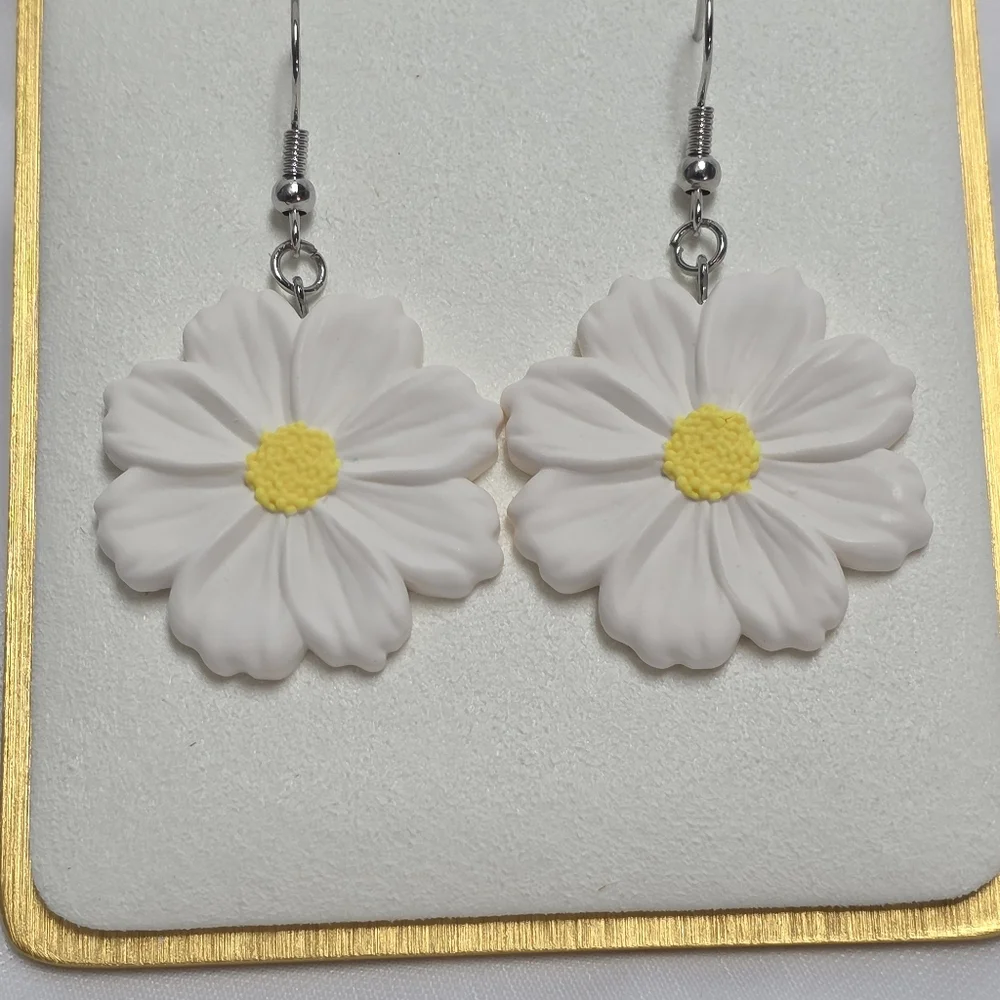 White & Yellow Daisy Polymer Clay Earrings